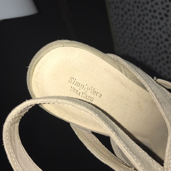 Nude Lace up heels - Picture 4 of 4